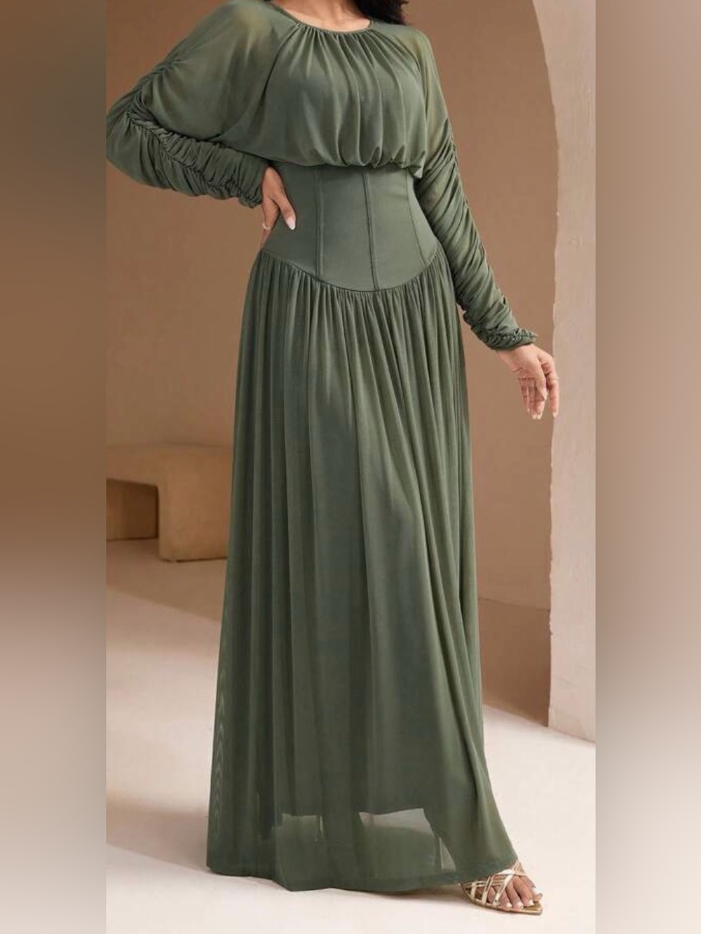 Elegant Olive Green Maxi Skirt Dress with Fitted Waist